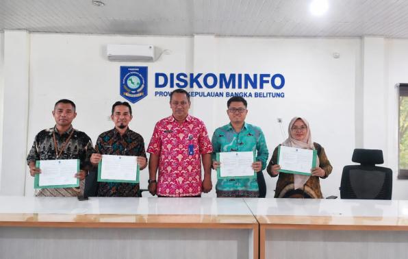Pejabat Administrator dan Pengawas Diskominfo Babel Tandatangani Pakta Integritas 2026, Plt. Kadis Ingatkan Pesan Gubernur Hidayat